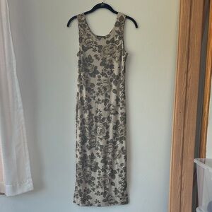 Floral Print Sleeveless Maxi Dress